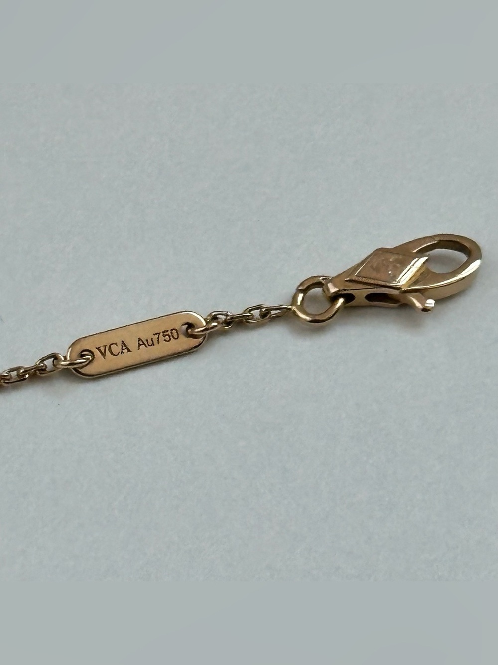 Van Cleef & Arpels Sweet Alhambra Bracelet 18K Hammered Rose Gold Clover VCA - Picture 4 of 7